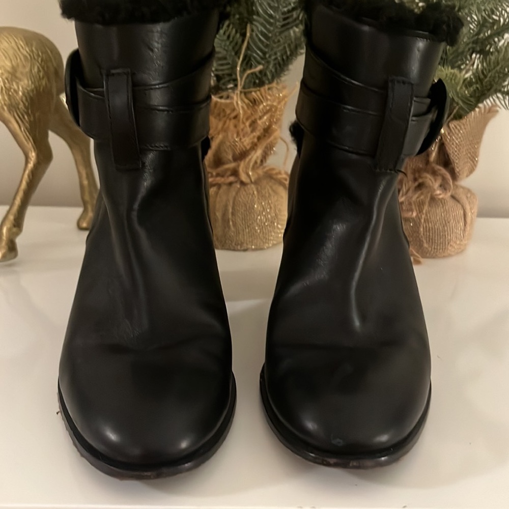 BURBERRY black leather booties 🔥🔥🔥 - Picture 3 of 15